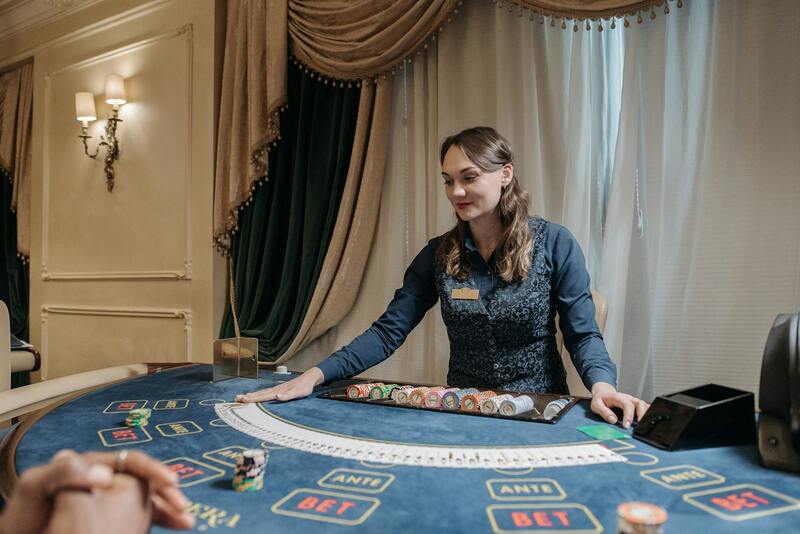 Hillo Casino